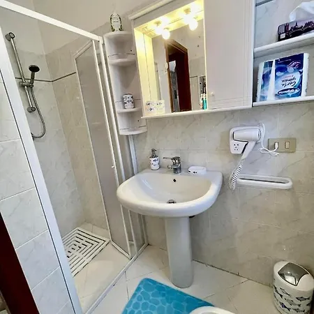 La Brezza Viareggina A 500 Mt Dal Mare, Dal Carnevale E Dagli Stabilimenti Balneari * В'яреджо