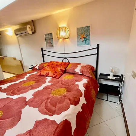 Apartment La Brezza Viareggina A 500 Mt Dal Mare, Dal Carnevale E Dagli Stabilimenti Balneari Viareggio